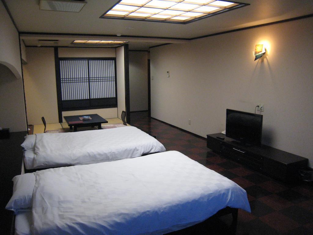 Utsumionsen Ichizu Aichi Exterior foto